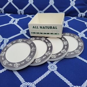 Unused Coaster Set of 4 All Natural Stone Grapevine Plum/Navy & White Grapes